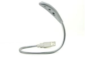 USB   (silver)